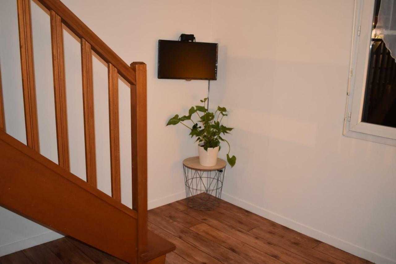 Duplex A 1 Kilometre De Disneyland Paris Монтеврен Экстерьер фото