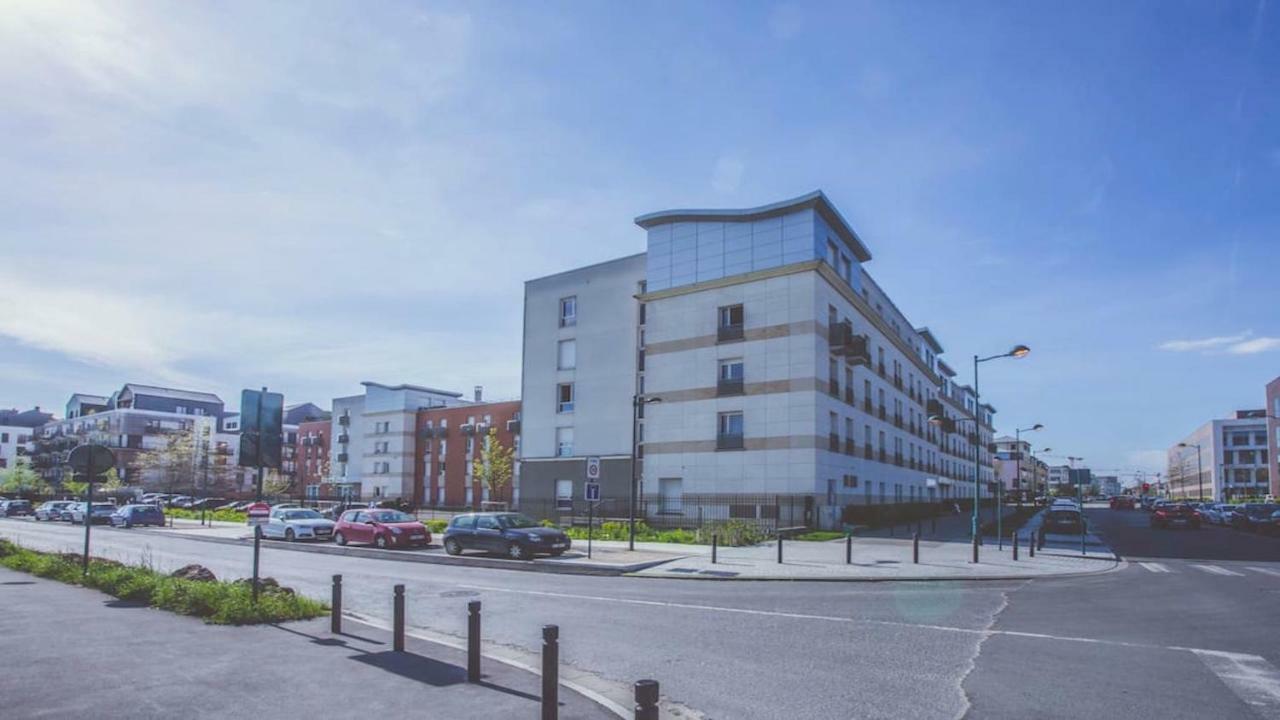 Duplex A 1 Kilometre De Disneyland Paris Монтеврен Экстерьер фото